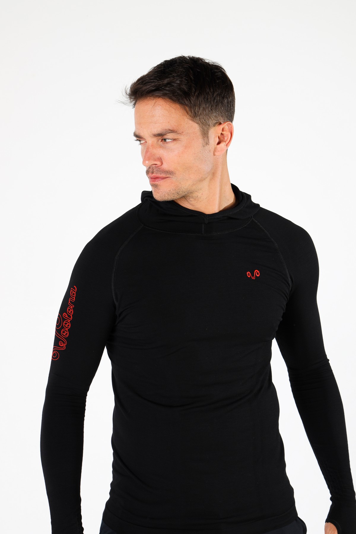 Мъжко термо бельо - безшевна блуза с качулка PAKKE